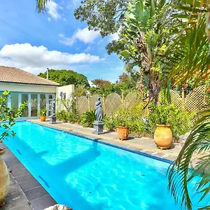 villa-jesdene.hotels-capetown.com/